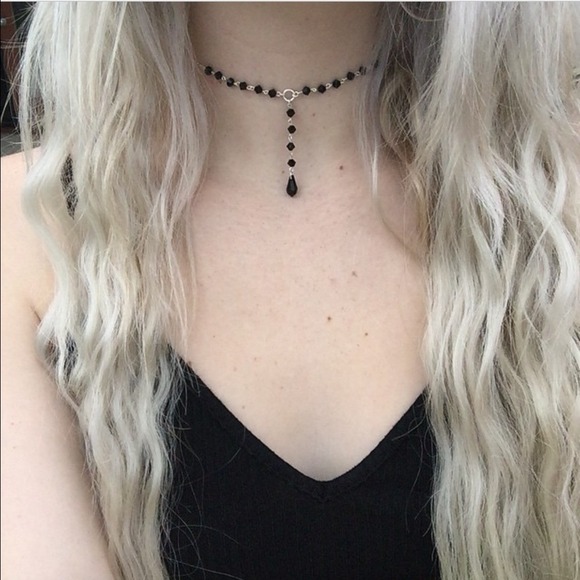 Swavorski choker