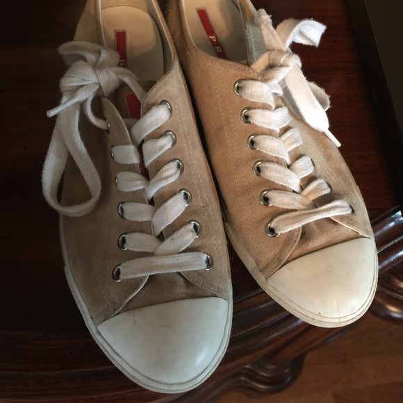 authentic prada shoes 39