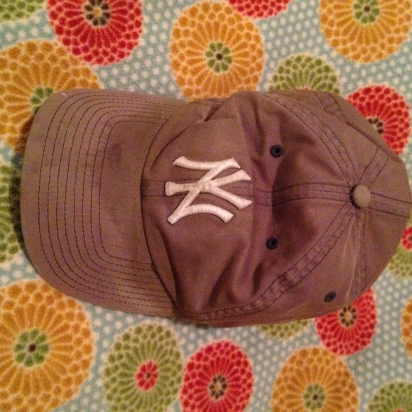 Yankees baseball cap