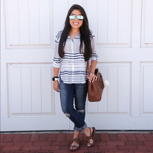 meet your seller! 💁🏻‍♀️ - Picture 2 of 3