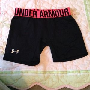Under armour spandex shorts