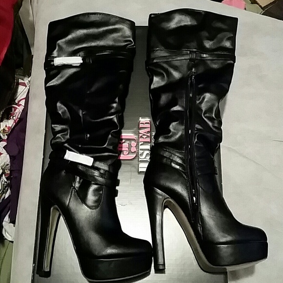 High heel Dharia boots