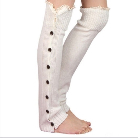 LAST PAIR! White Knit Leg Warmers Lace TrimButtons - Picture 2 of 4