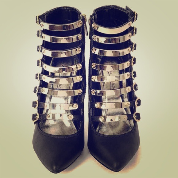NEVER WORN!!!! Anne Michelle Gold Buckled Booties!
