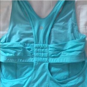 Lululemon tank