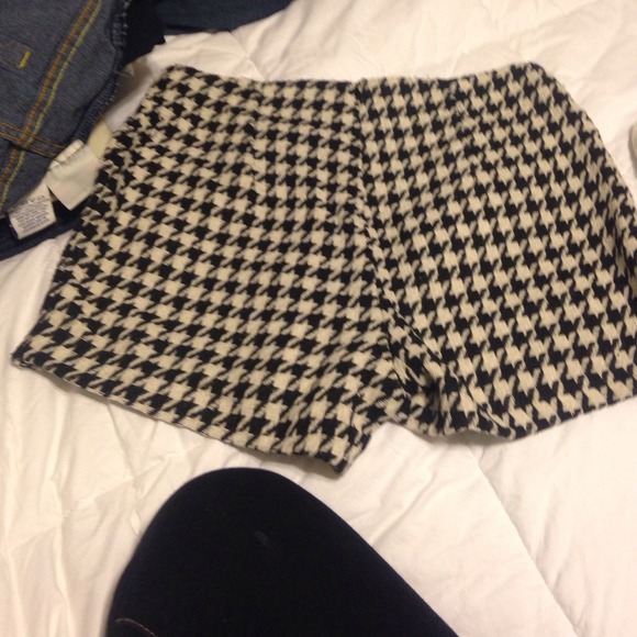 Houndstooth shorts