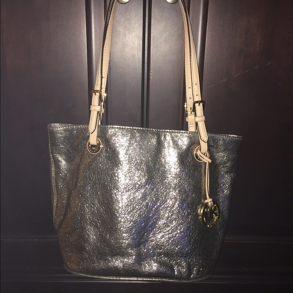 Michael Kors Jet Set Tote Gold GUC