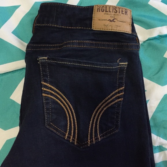 Skinny Hollister Jeans - Picture 2 of 4