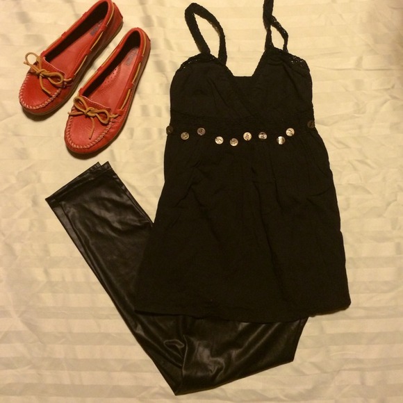⏳DONATING SOON⌛️Penny Style Cami - Picture 1 of 4