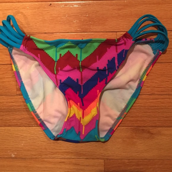 Push up 2 piece bikini , bright colored - Picture 2 of 4