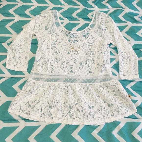 White Hollister Blouse - Picture 3 of 4