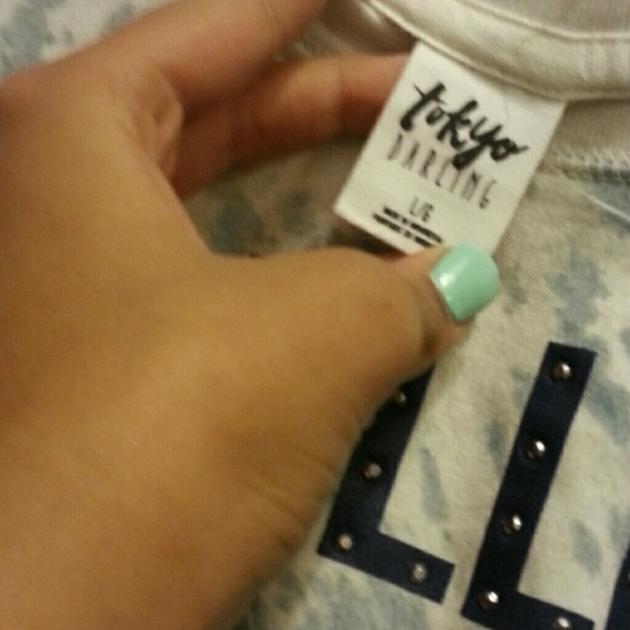 Sweater - Picture 2 of 3