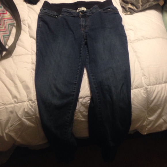Maternity jeans