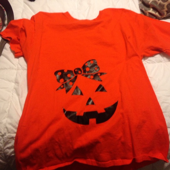 Halloween maternity shirt