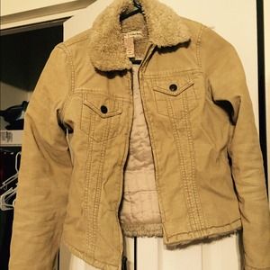 Cute Abercrombie and Finch corduroy coat