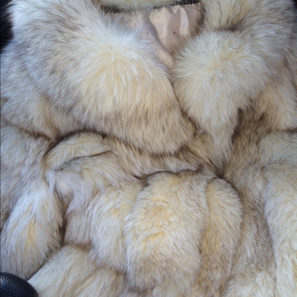Jackets & Blazers - Fur coat fox 📢1hr drop