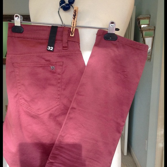 Reduced!!  JOE's Rocker Skinny Jeans