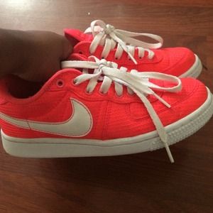 Nike shoes