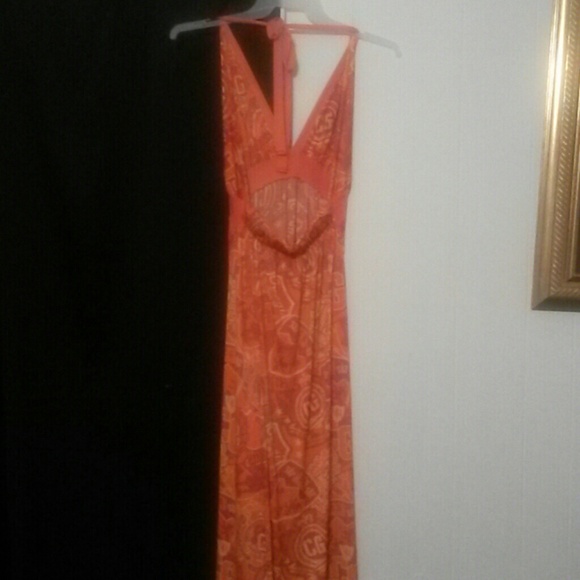 Dress - Picture 2 of 3
