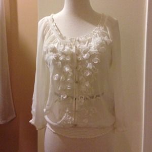 White flower A&F Tunic