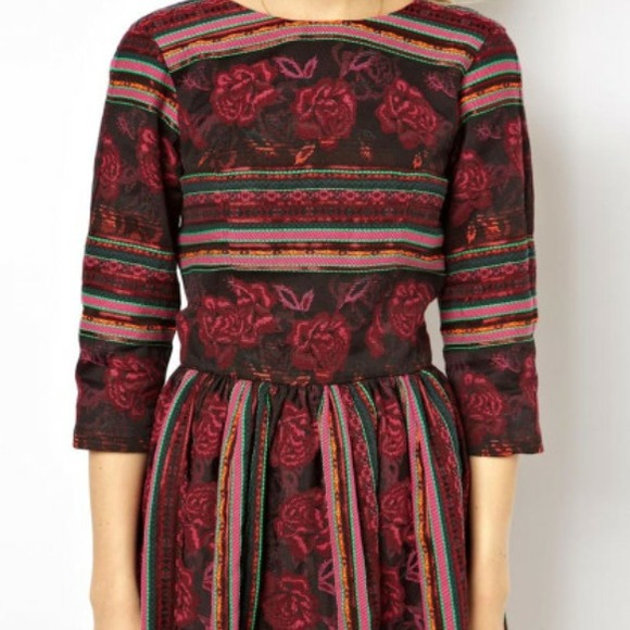 ASOS skater dress. Sold out everywhere. Super cute - Picture 4 of 4