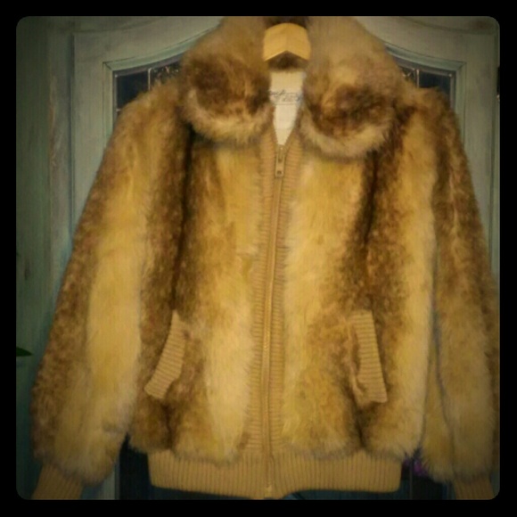 Faux Fur coat MAKE AN OFFER!!!!!