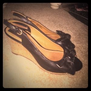 Black bow wedges🎀