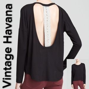 ✨🎀HP🎀✨Rare Black Open Back Blouse