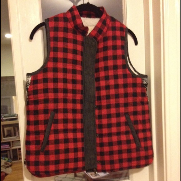 Buffalo plaid fleece vest