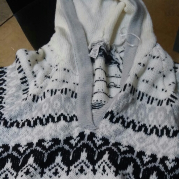 American Rag pancho! - Picture 3 of 3