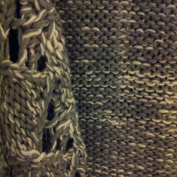 Sweater - Picture 3 of 3