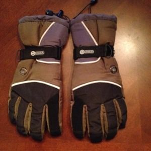 Snowboard/ski gloves men's size large, Grande, New