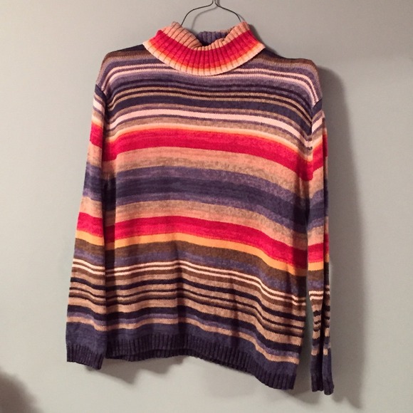 Sweater - Picture 1 of 1