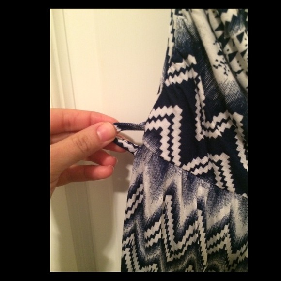 SOLD: maxi dress - Picture 3 of 4