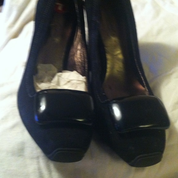 Black lady shoe