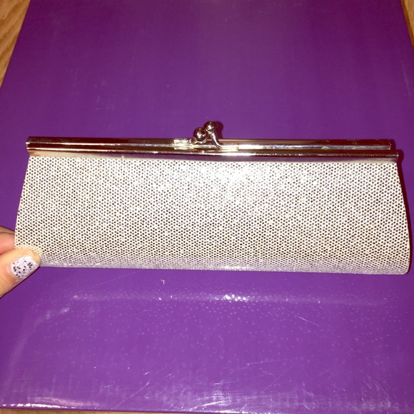 Sparklie silver clutch💎