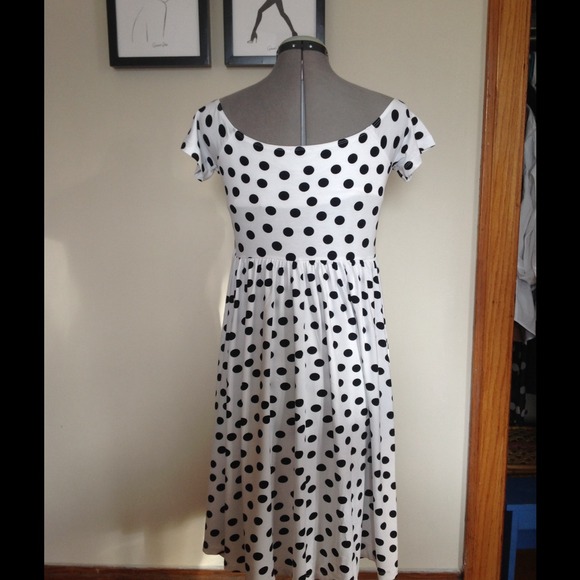 SOLD - Picture 3 of 4