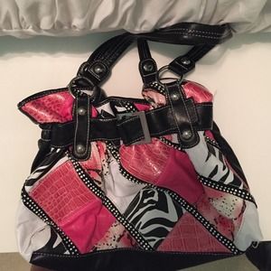 very cute Claire's bag.