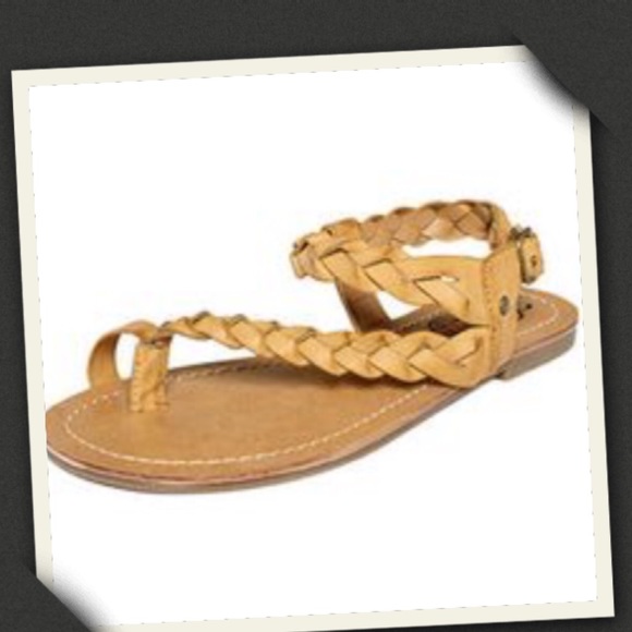 🚫SOLD🚫 NIB size  7 sandal -cute!!