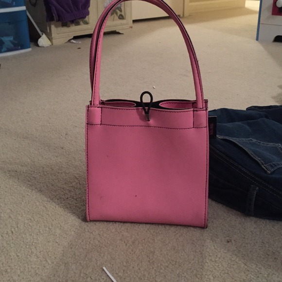 A little pink purse - Picture 3 of 3