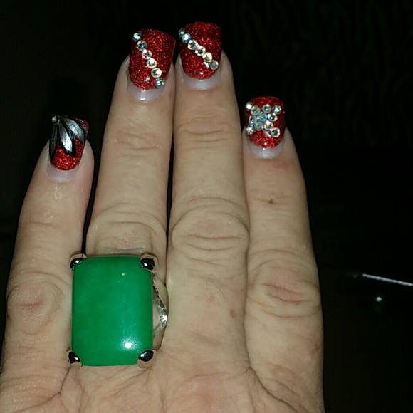 Green fashion ring