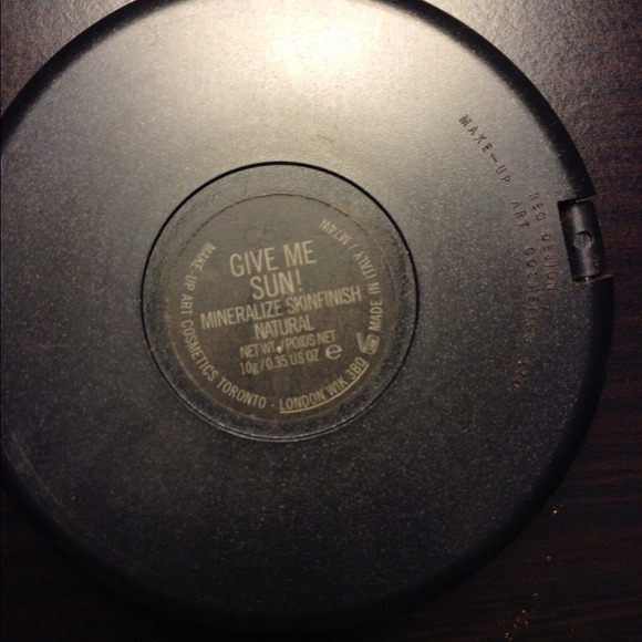 TRADED W/ @barbertanya