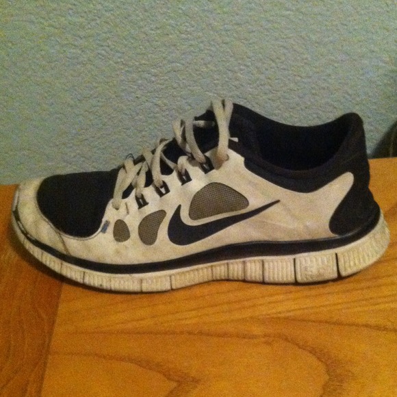 Nike Free Run 5.0 Nike iD Black and White