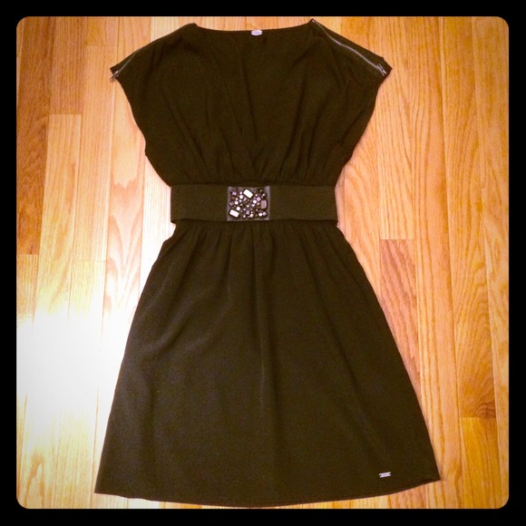 Guess Chiffon Dress - Picture 1 of 4