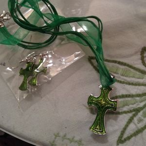 BRAND NEW matching earrings and necklace