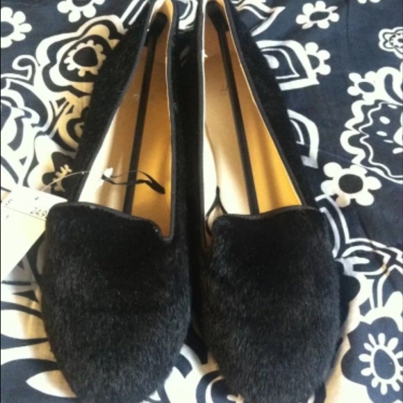 H&M Shoes - NWT H&M faux fur ballet flats