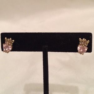 An adorable pair of Juicy Couture earrings!