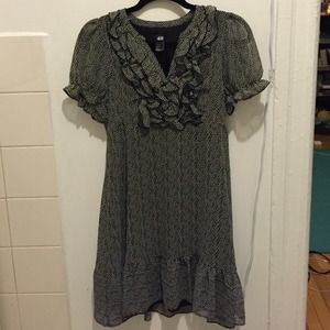 H&M black white dot ruffle shift dress xs