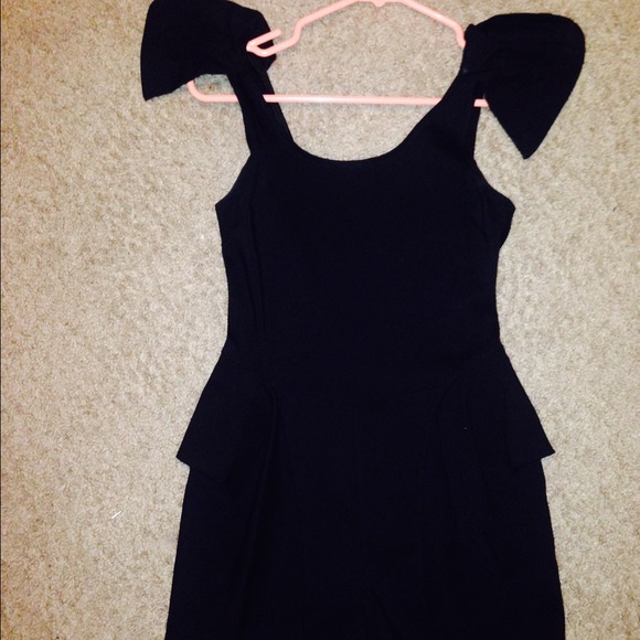 Small romper - Picture 2 of 3