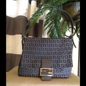 Authentic FENDI Mama Baguette (Brown)